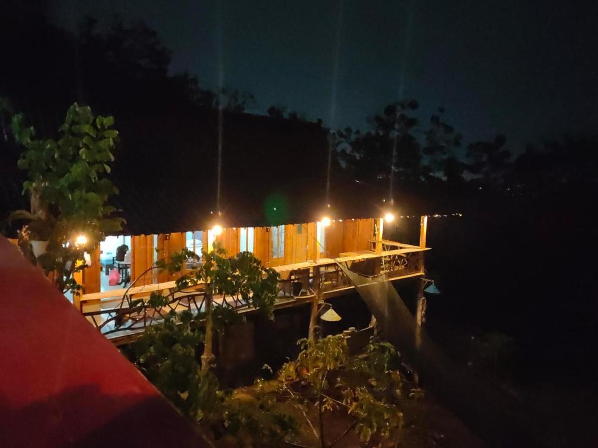 Omah Singo Stay & Resto Yogyakarta Bantul Exterior photo